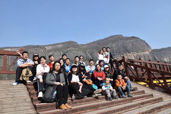 clip_image004.jpg XDG_09551